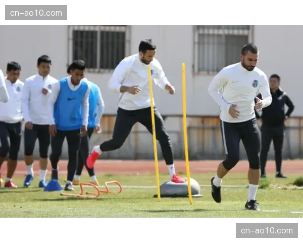 升班马生存状况调查 客场适应能力成保级关键