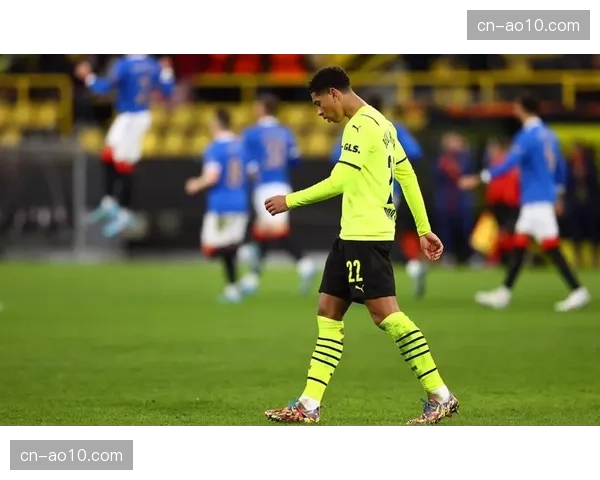 布莱顿阵地战耐心传导，寻找防线空当实施打击